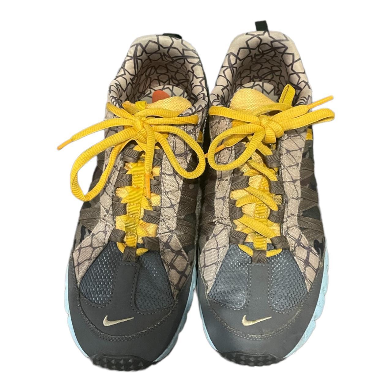 NIKE AIR HUMARA 17 PREMIUM